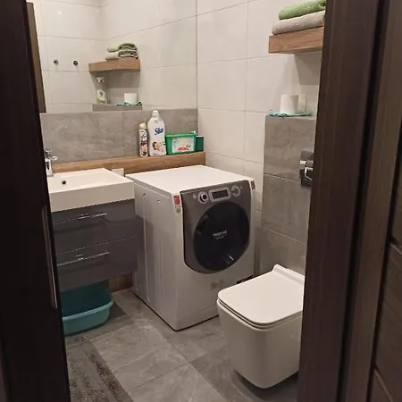 Nowoczesny Przy Manufakturze Z Parkingiem Podziemnym I Klimatyzacja Łódź