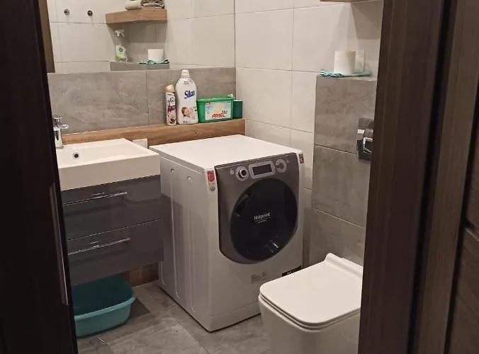 Nowoczesny Przy Manufakturze Z Parkingiem Podziemnym I Klimatyzacja Łódź