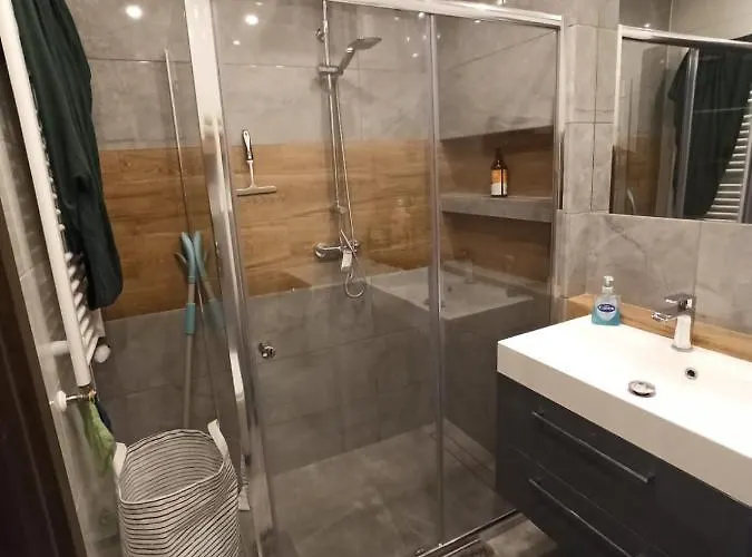 Nowoczesny Przy Manufakturze Z Parkingiem Podziemnym I Klimatyzacja * وودج